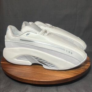 Adidas Mad IIInfinity Basketball Shoes